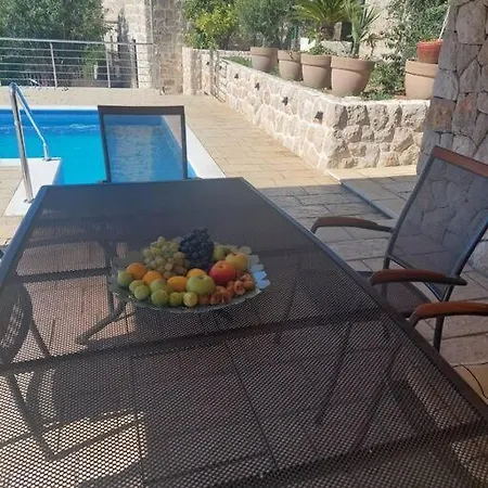 Orange Tree House *