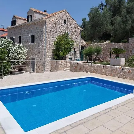 Orange Tree House Holiday home *